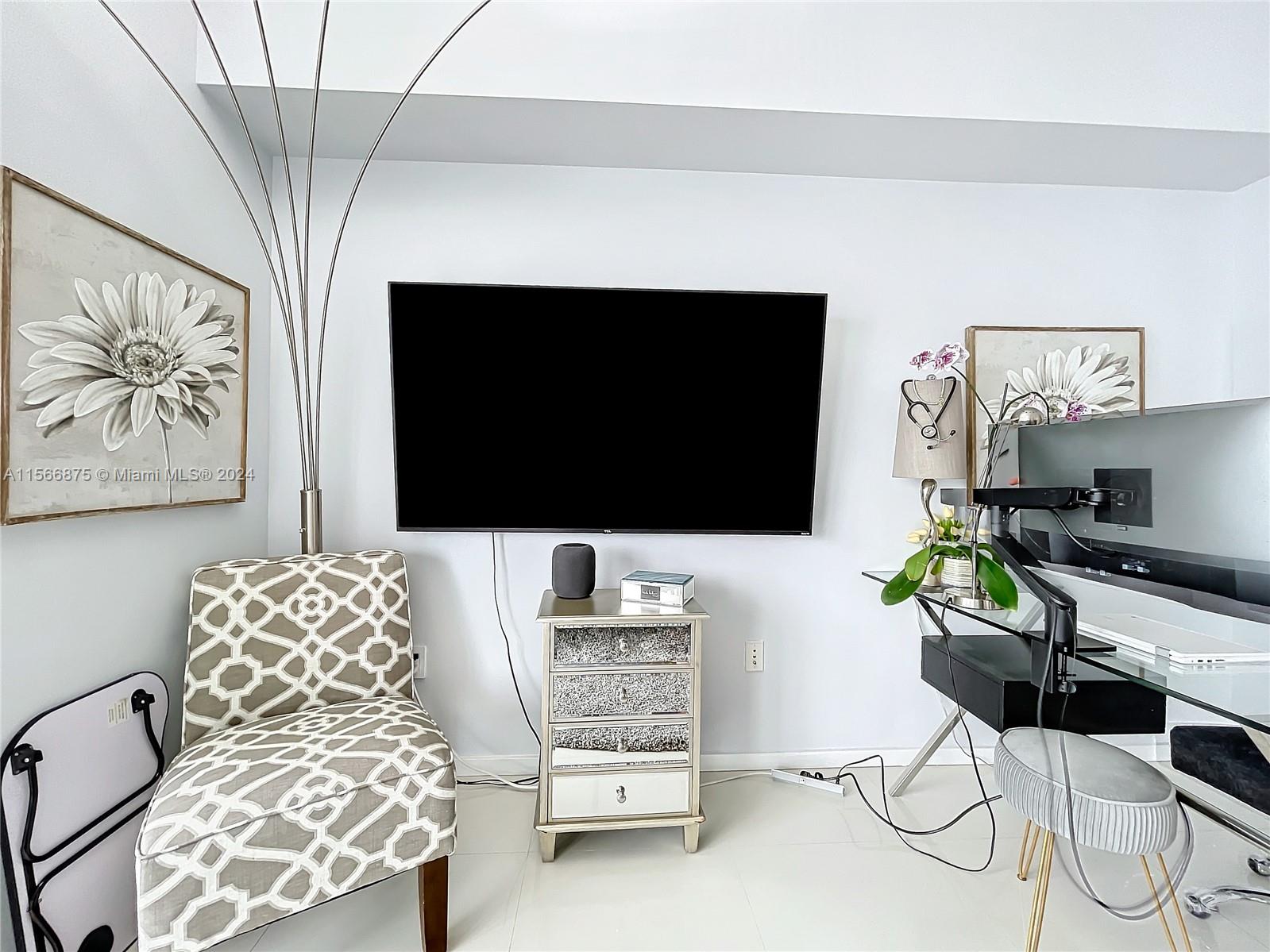 475 Brickell Ave # 4415