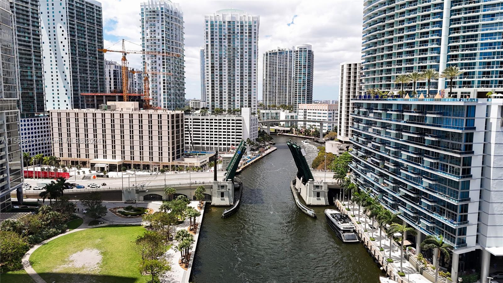 475 Brickell Ave # 4415
