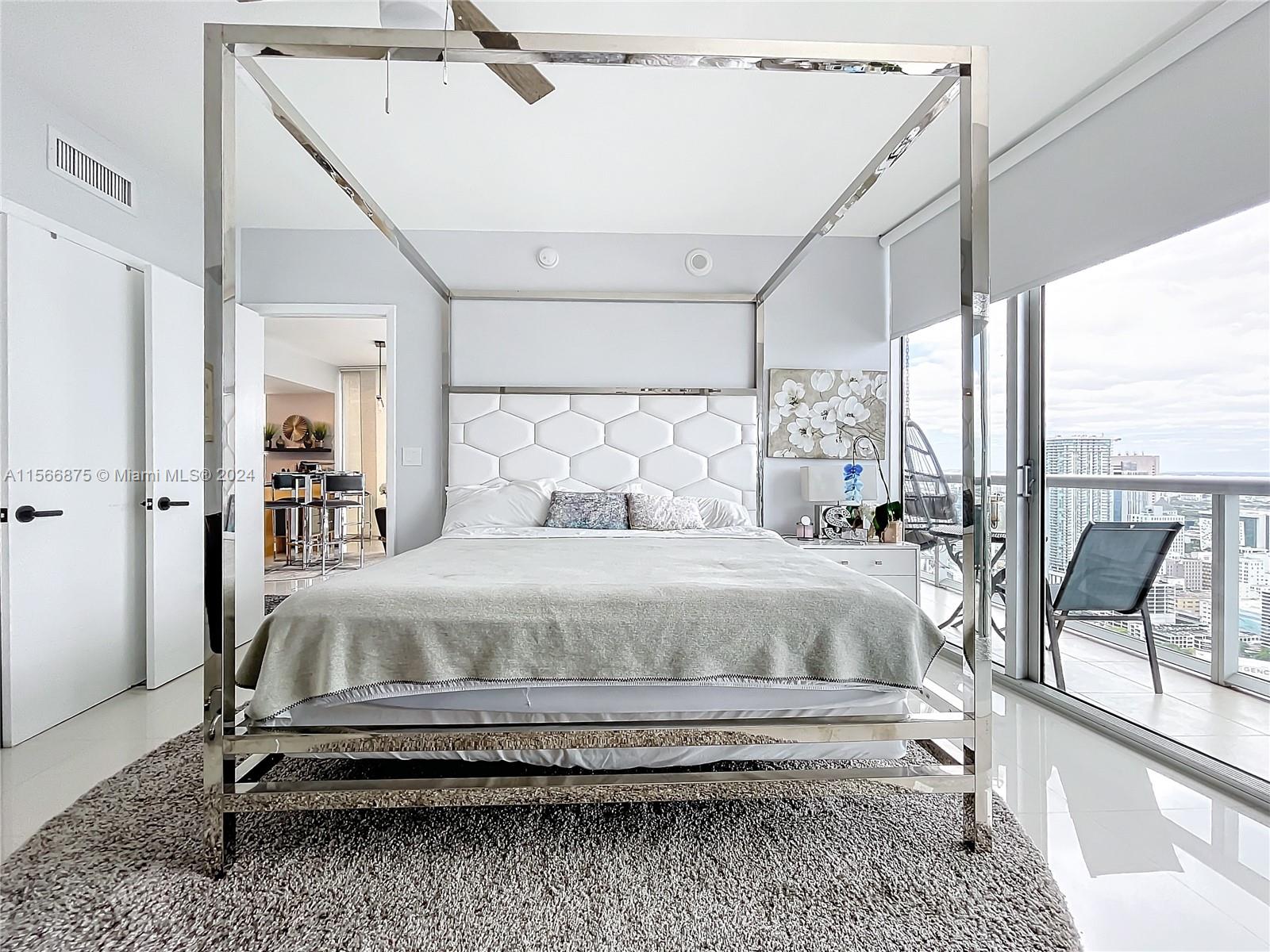 475 Brickell Ave # 4415