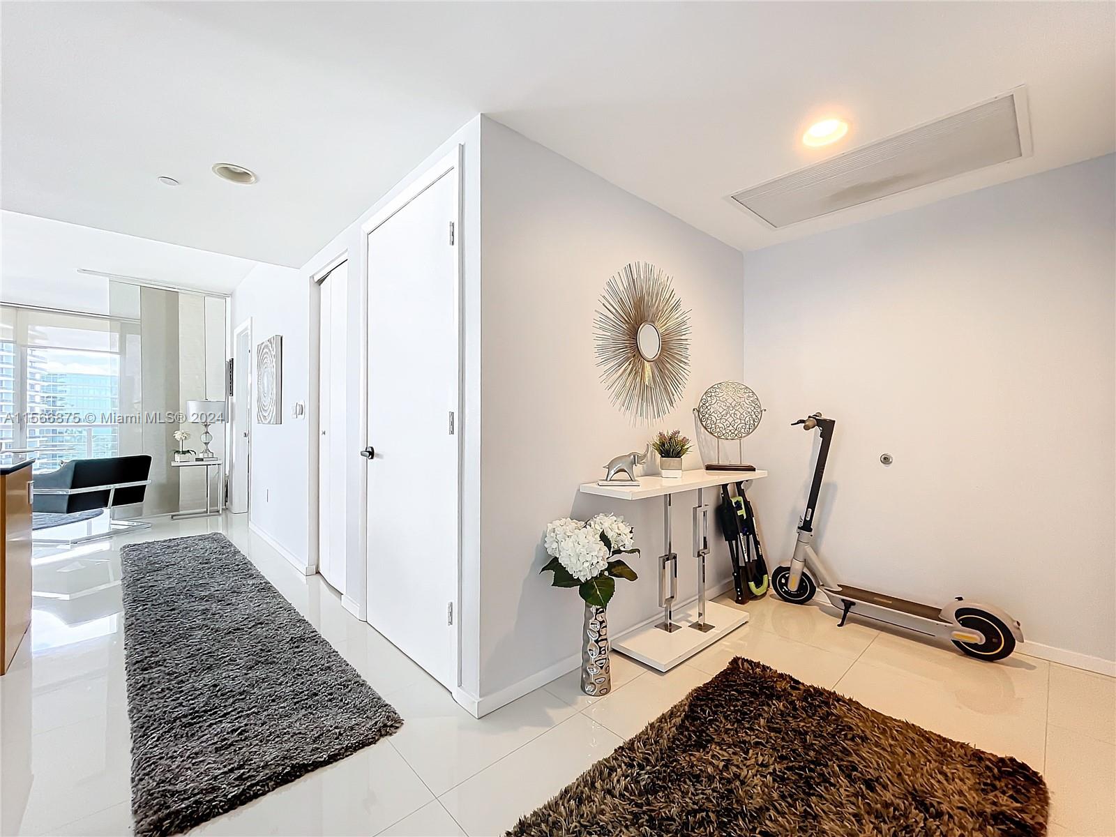 475 Brickell Ave # 4415