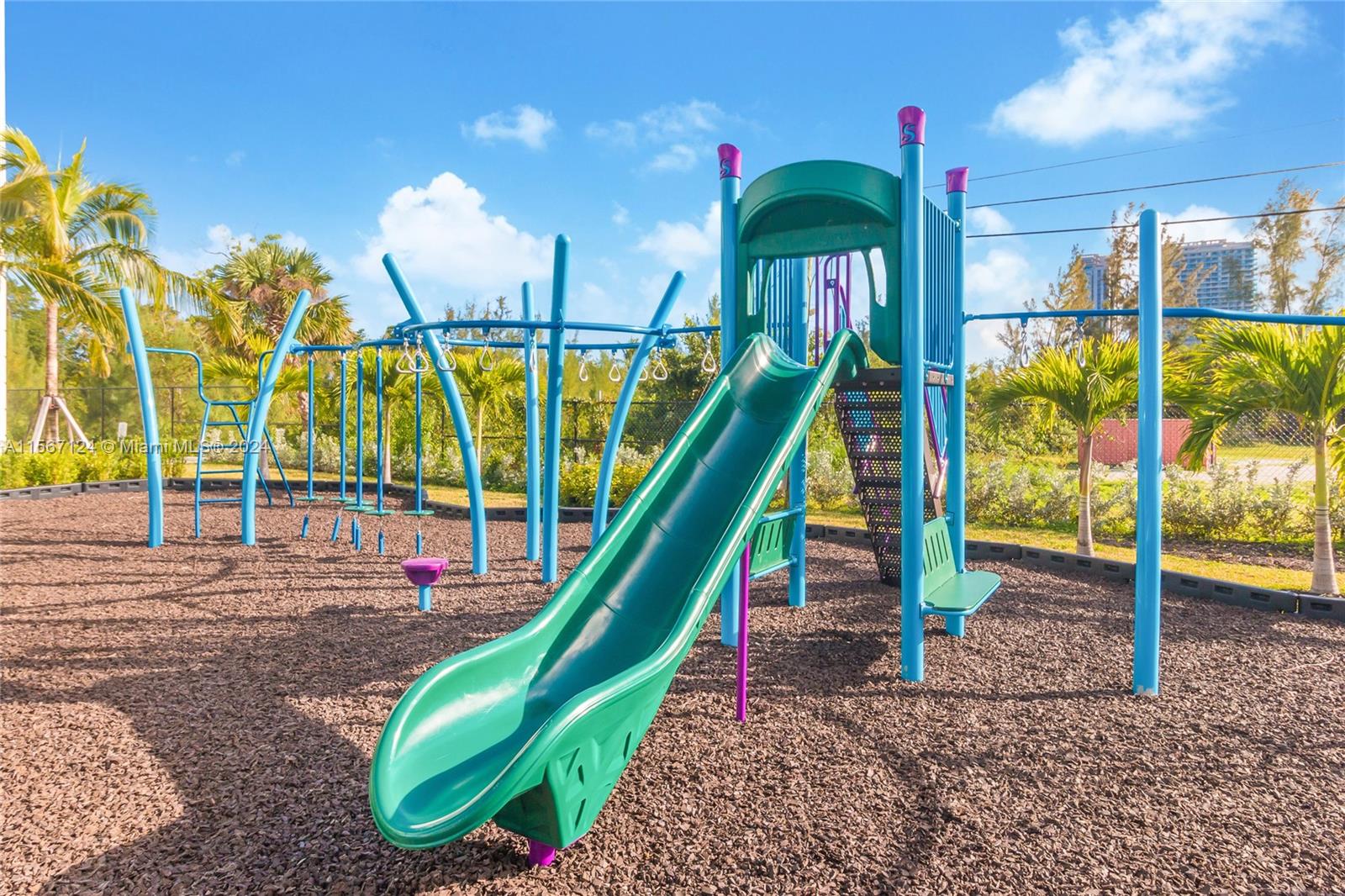 17111 Biscayne Blvd # 1005