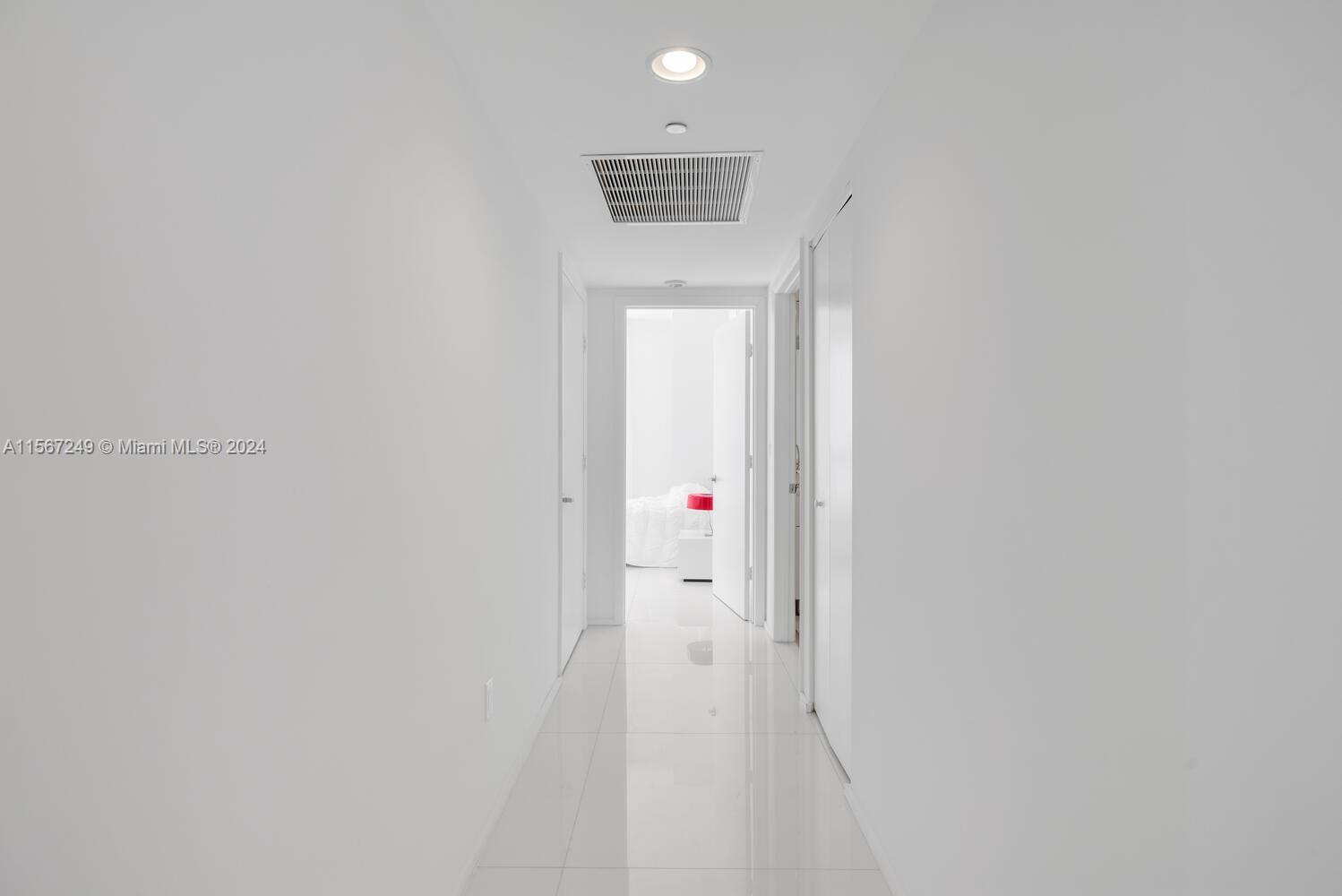 465 Brickell Ave # 4702