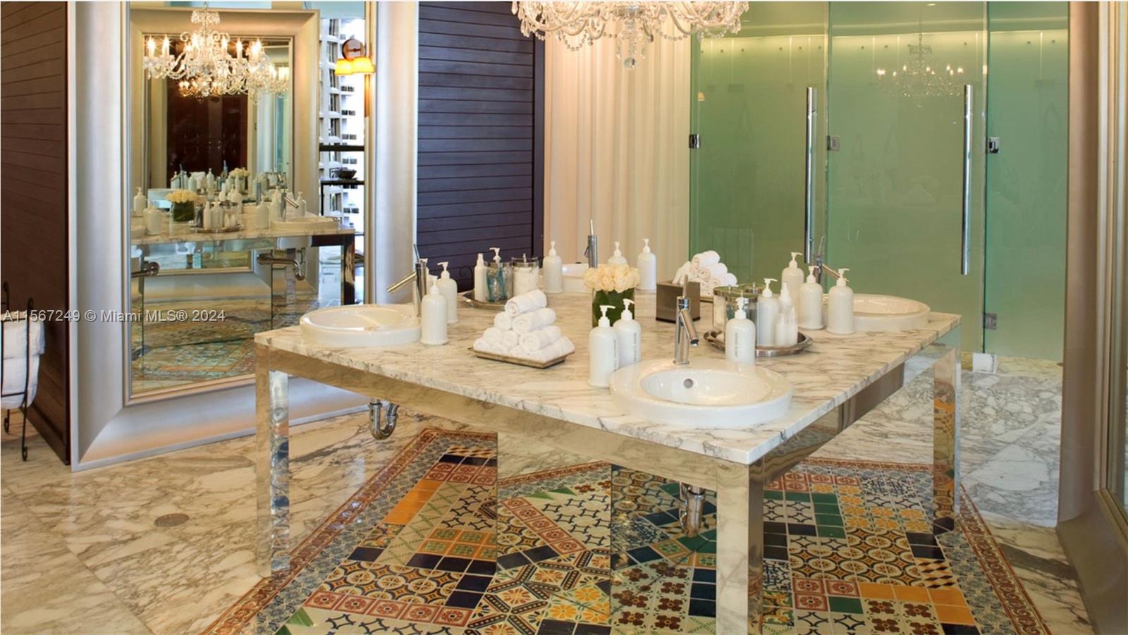 465 Brickell Ave # 4702