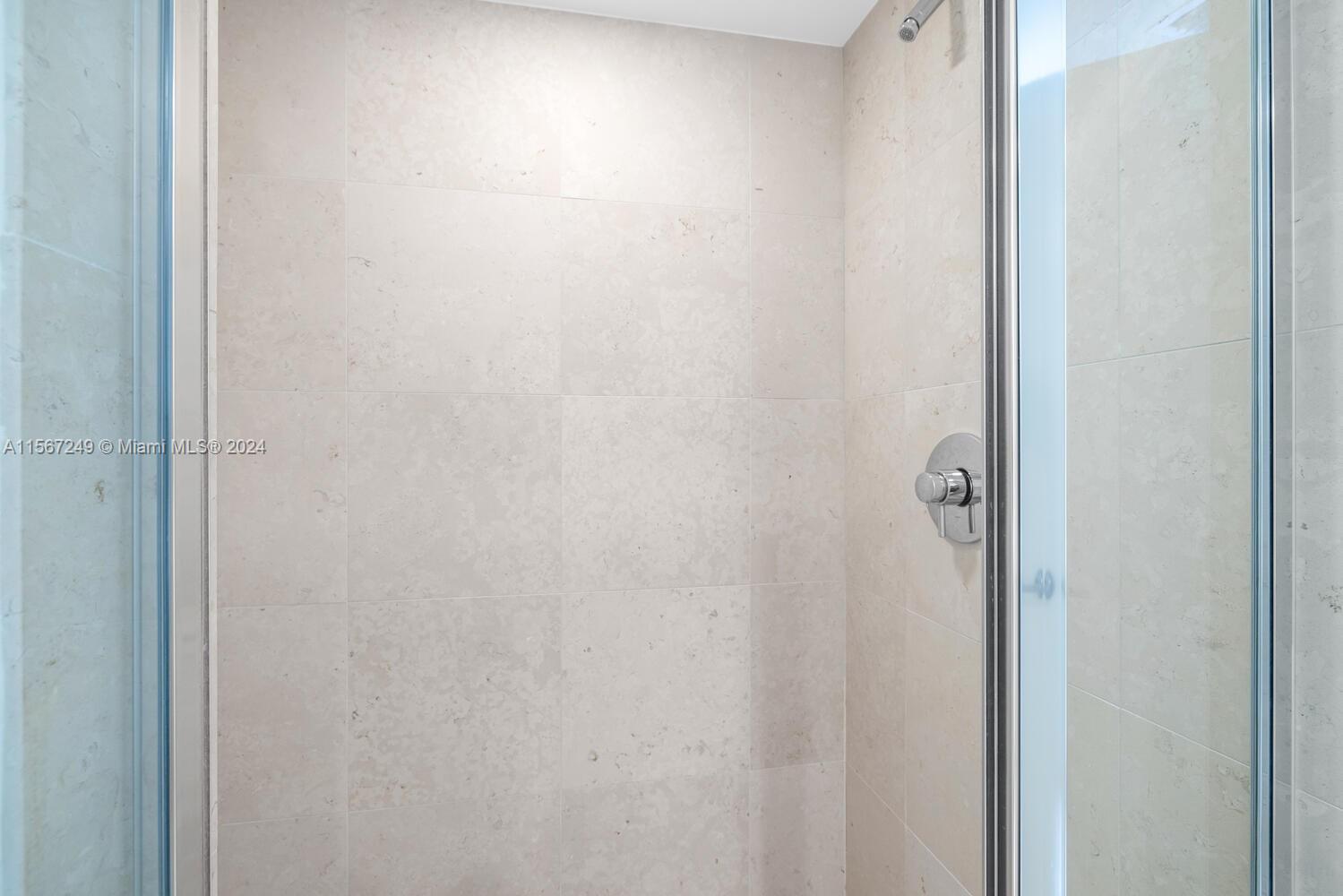 465 Brickell Ave # 4702