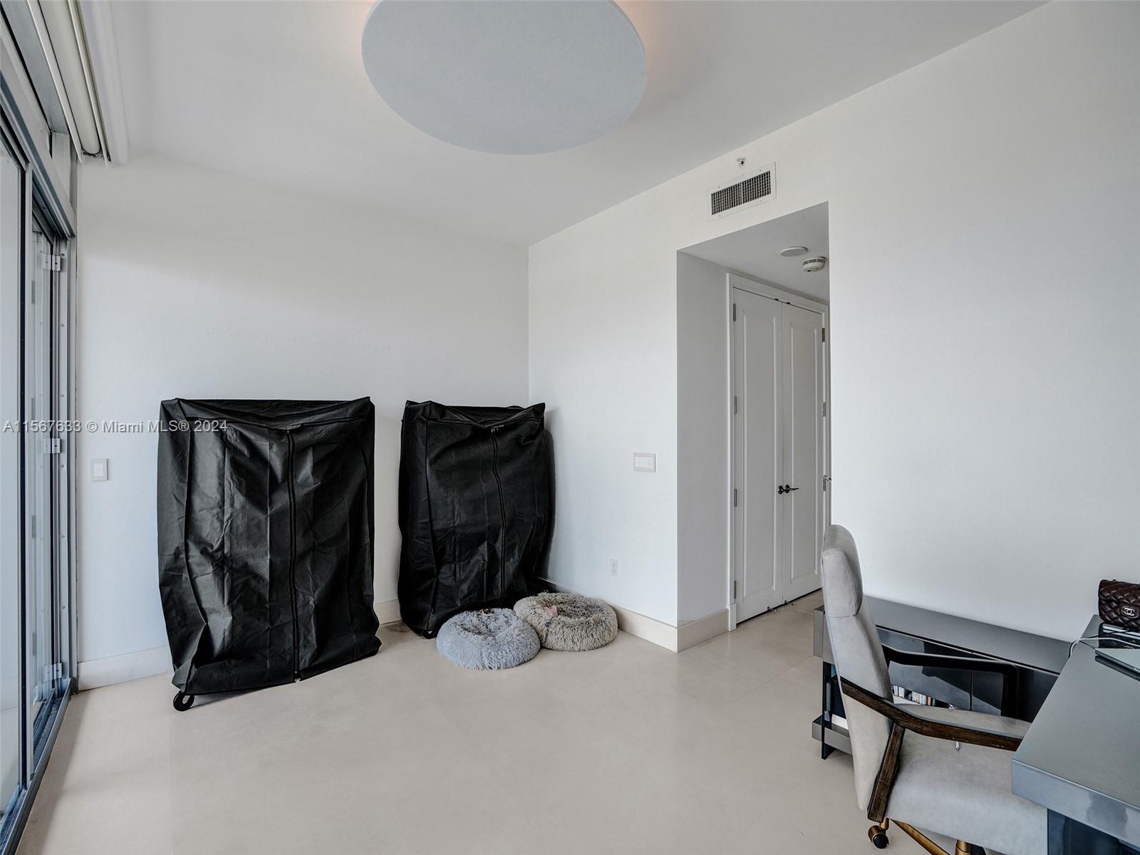 1425 Brickell Ave # 49B