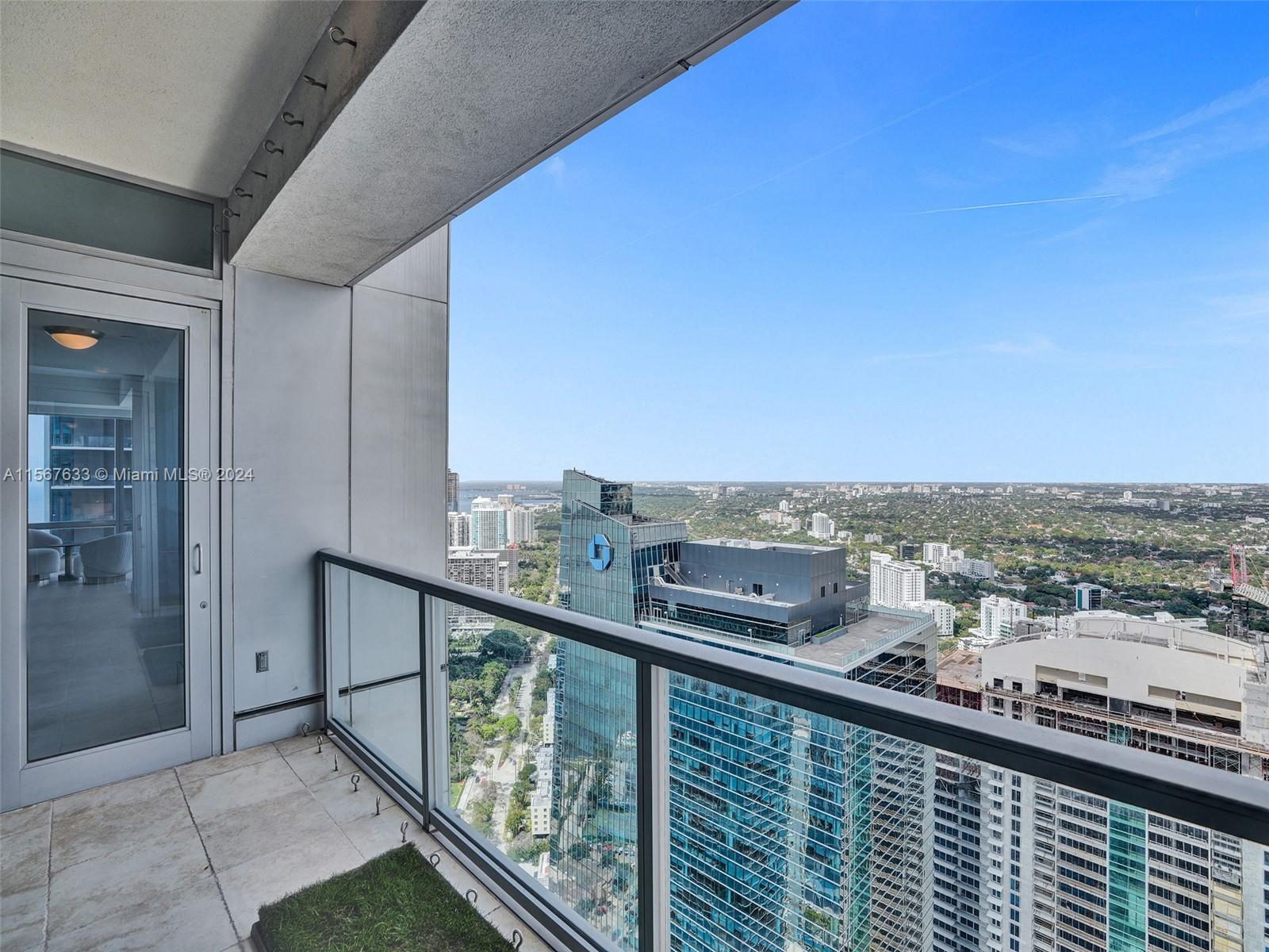 1425 Brickell Ave # 49B