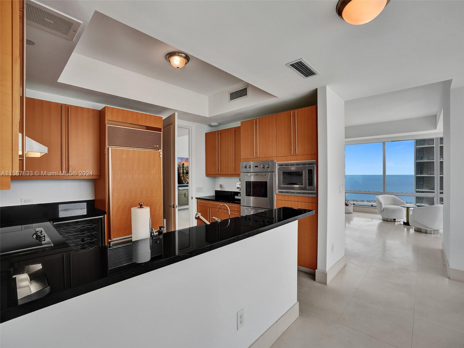 1425 Brickell Ave # 49B