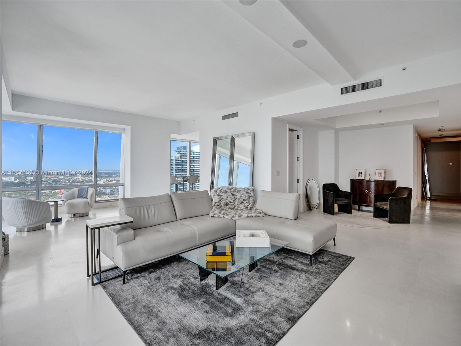 1425 Brickell Ave # 49B