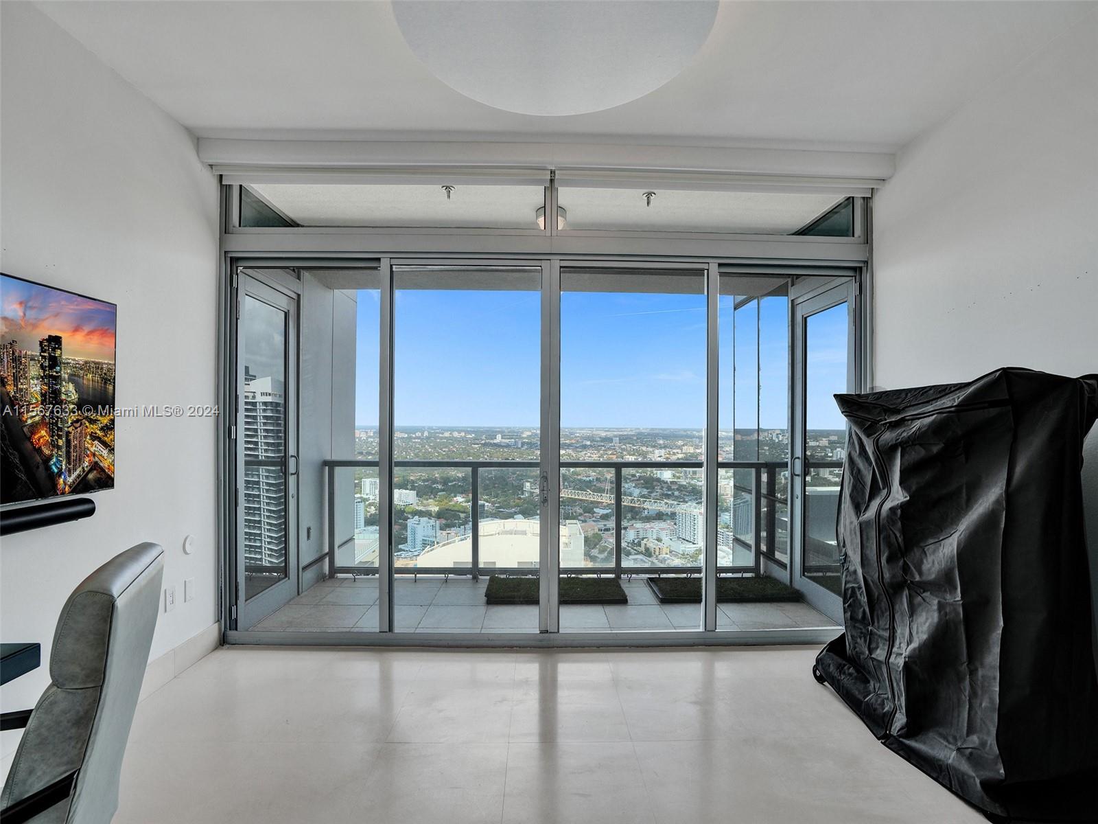 1425 Brickell Ave # 49B