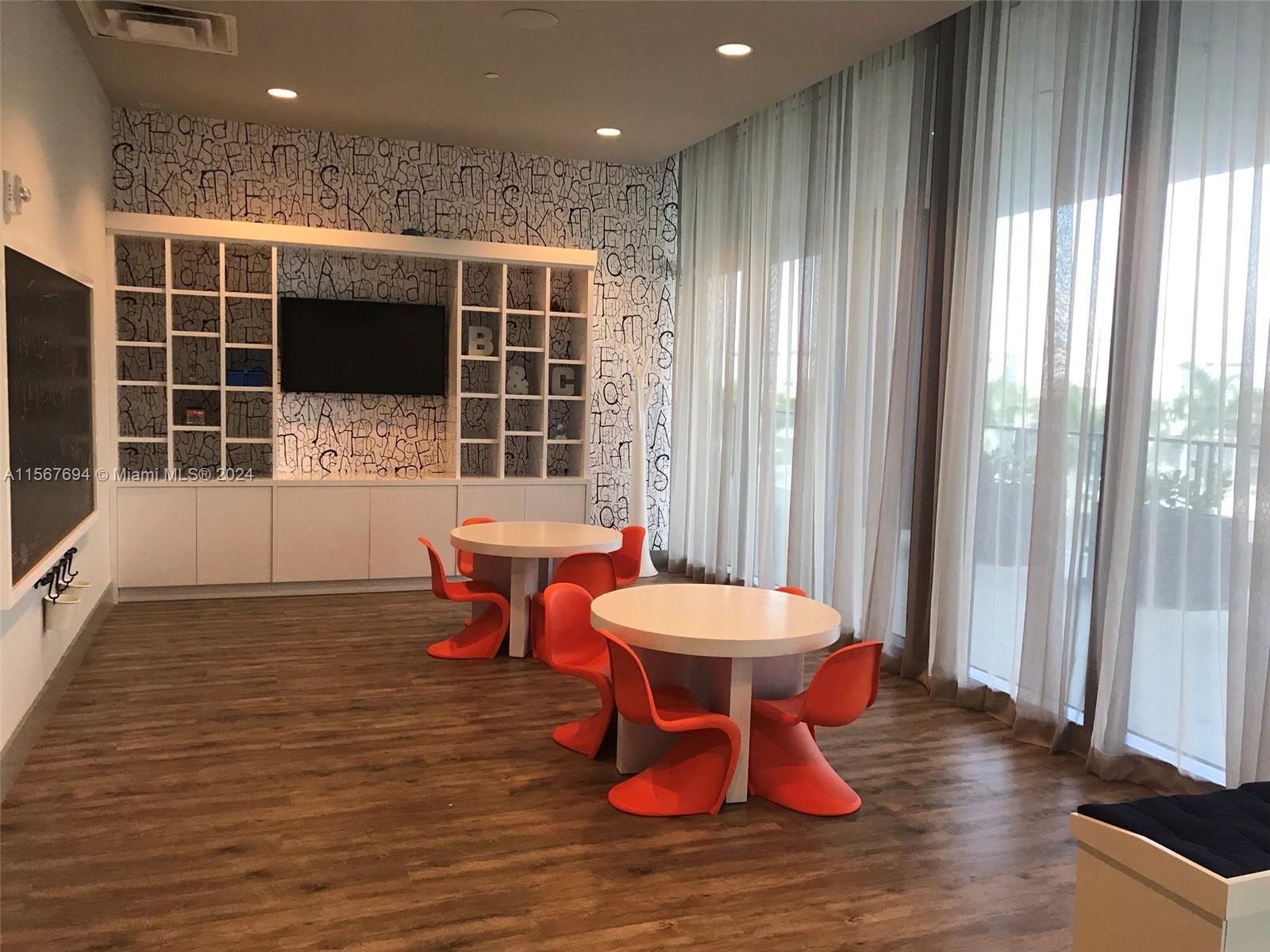 5300 Paseo Blvd # 612