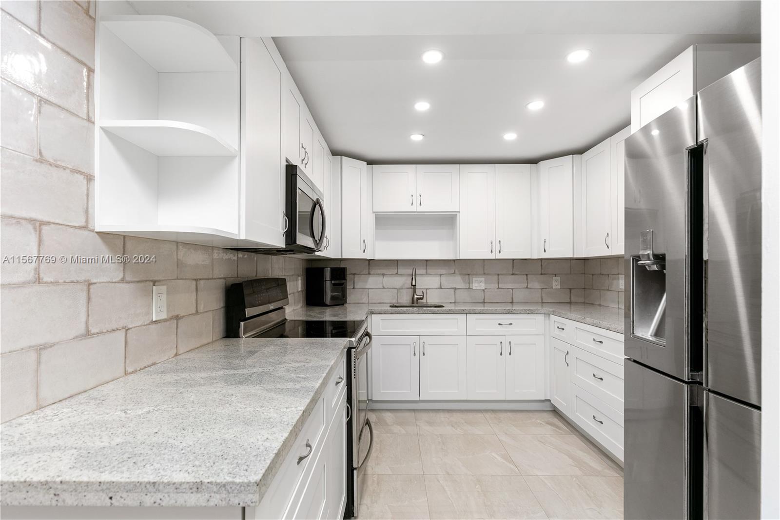 1500 S Ocean Dr # 16H