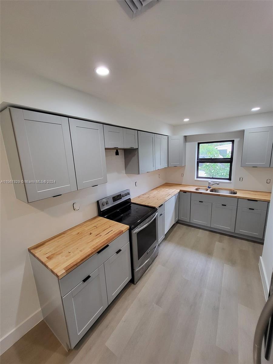 816 NE 91st Ter # 0