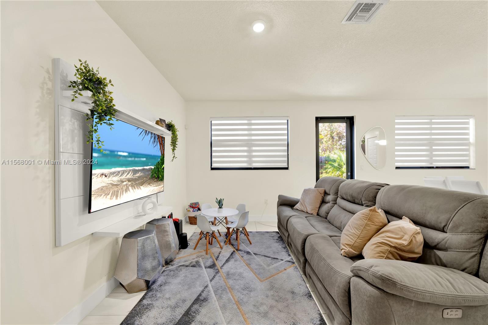 10561 NW 81st St # 10561