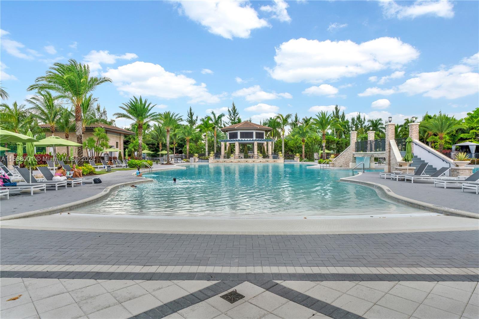 10561 NW 81st St # 10561