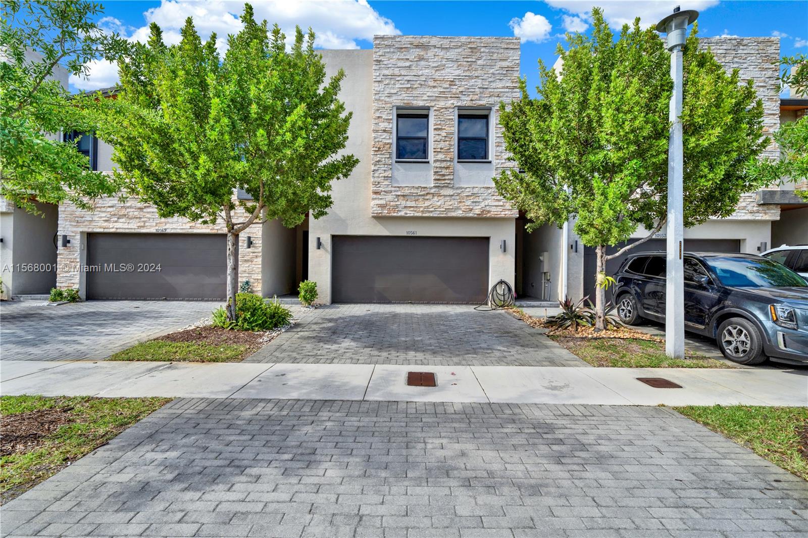 10561 NW 81st St # 10561