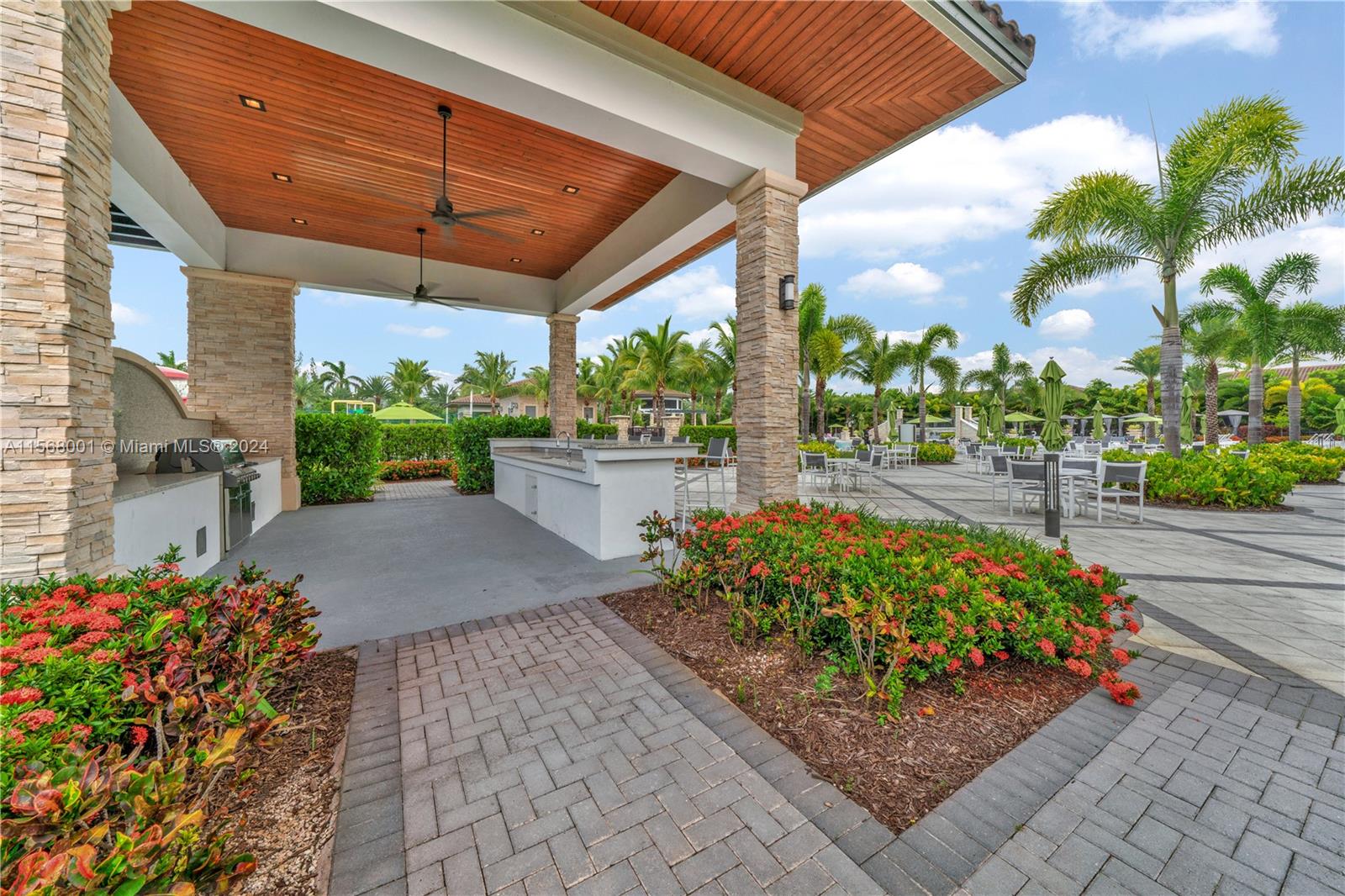 10561 NW 81st St # 10561