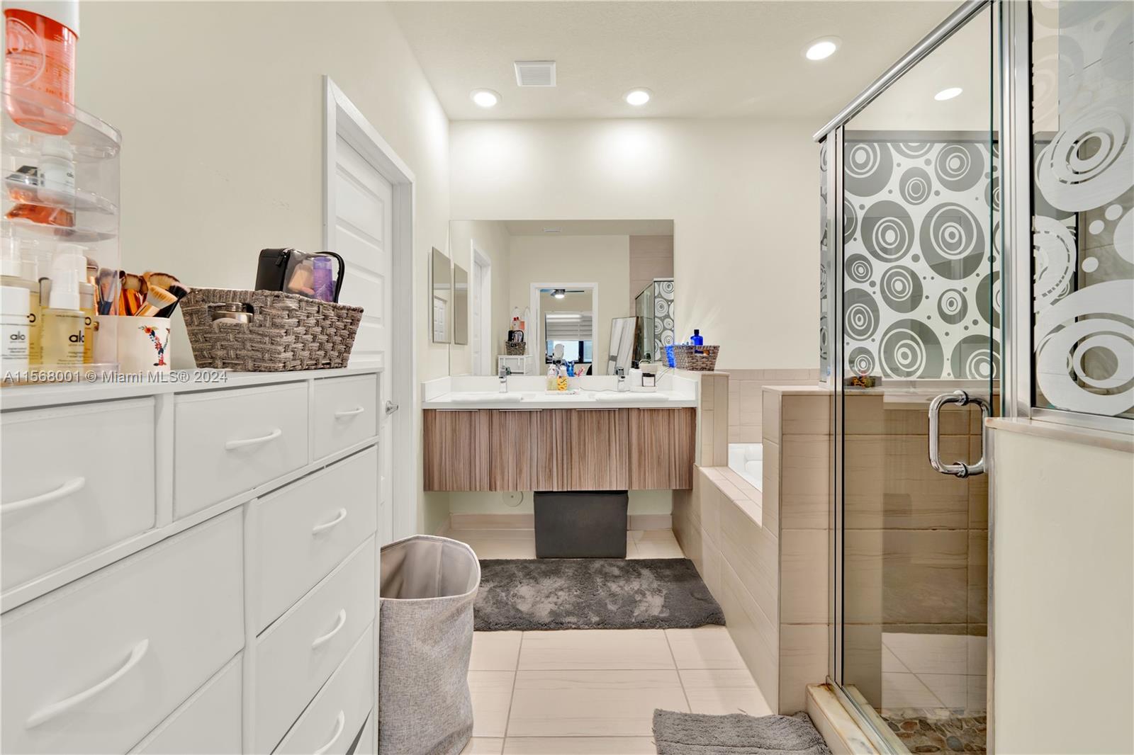 10561 NW 81st St # 10561