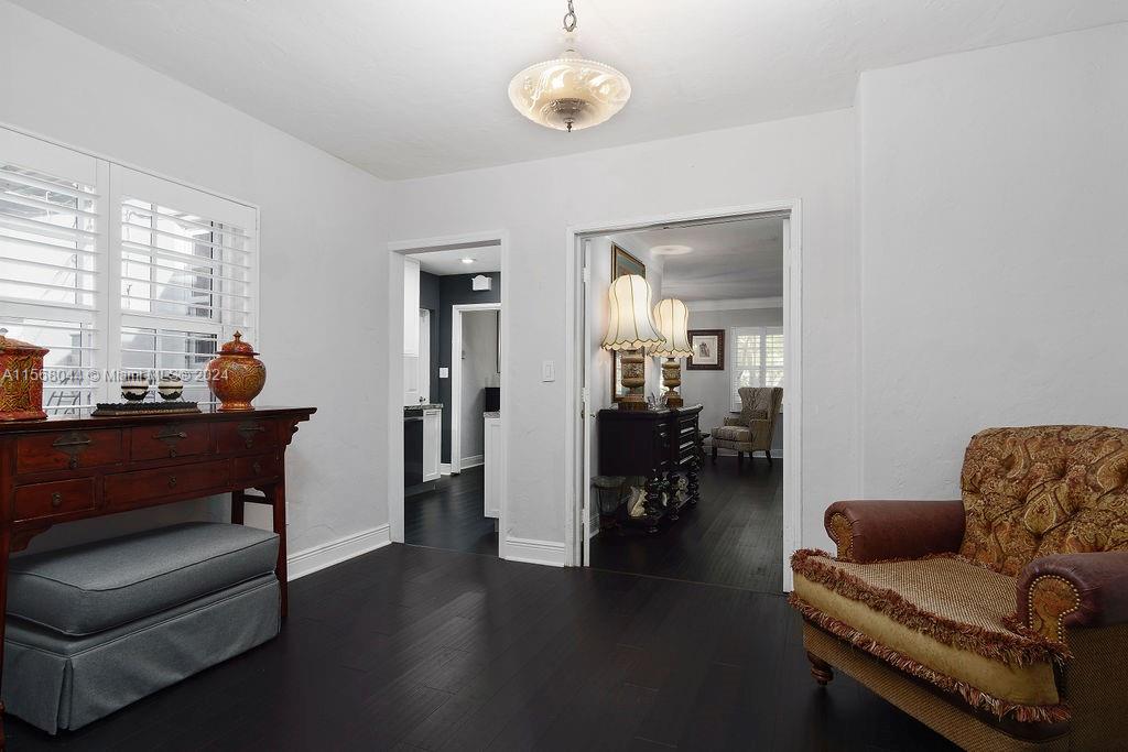 102 NE 107th St