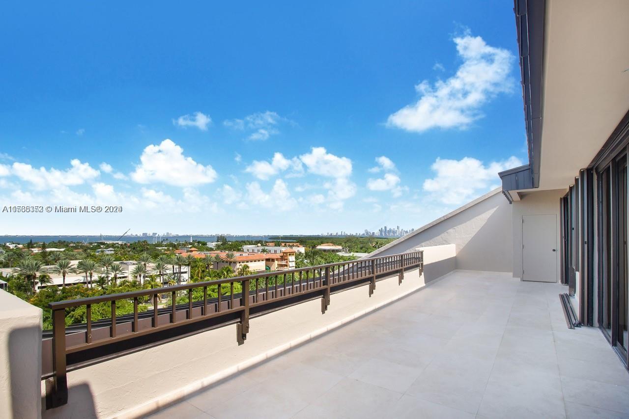 151 Crandon Blvd # 741