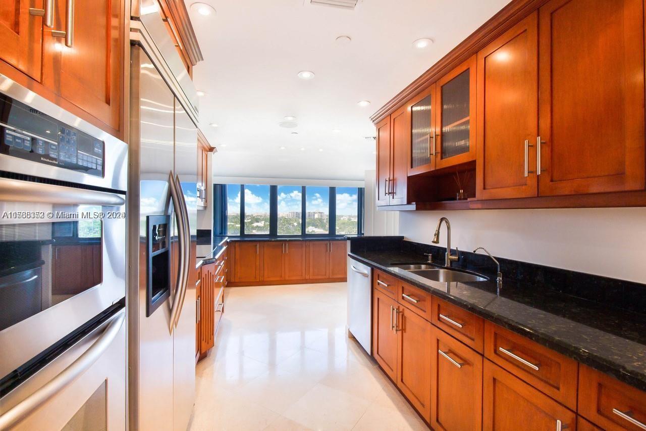 151 Crandon Blvd # 741