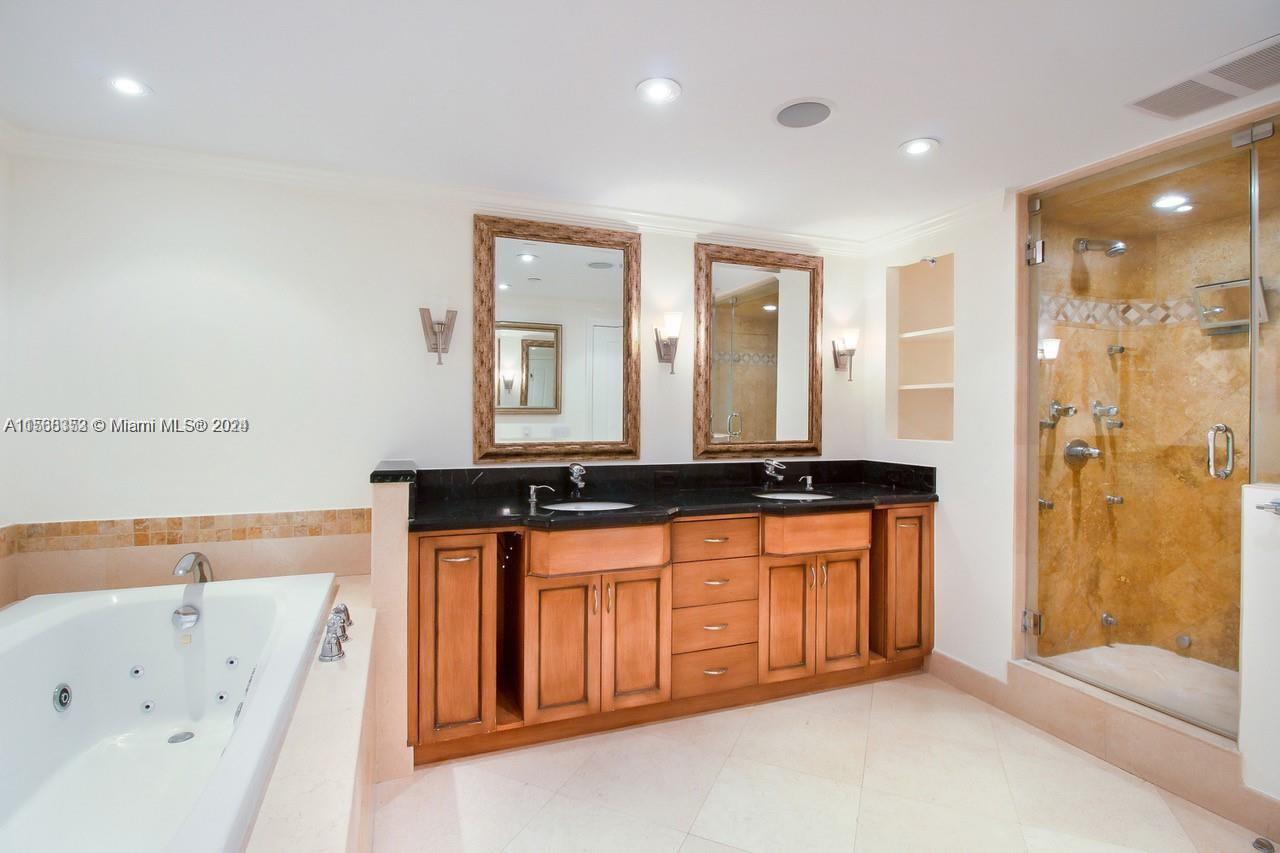 151 Crandon Blvd # 741