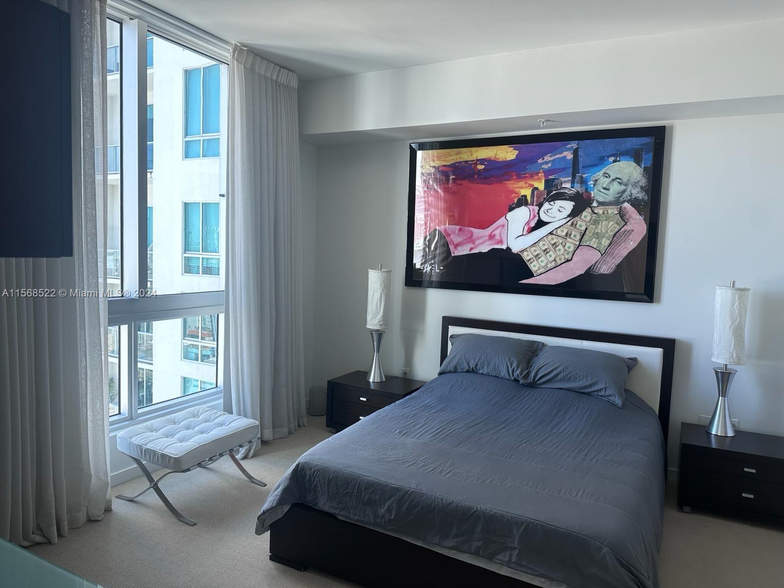 300 S Biscayne Blvd # 3703 Unit: T-3703