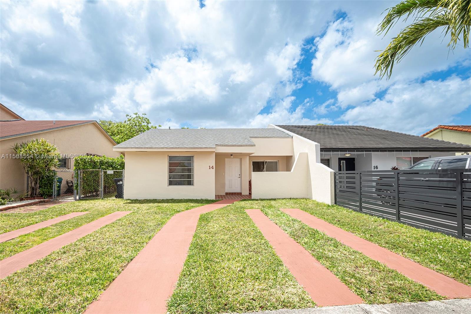 14 NW 108th Pl