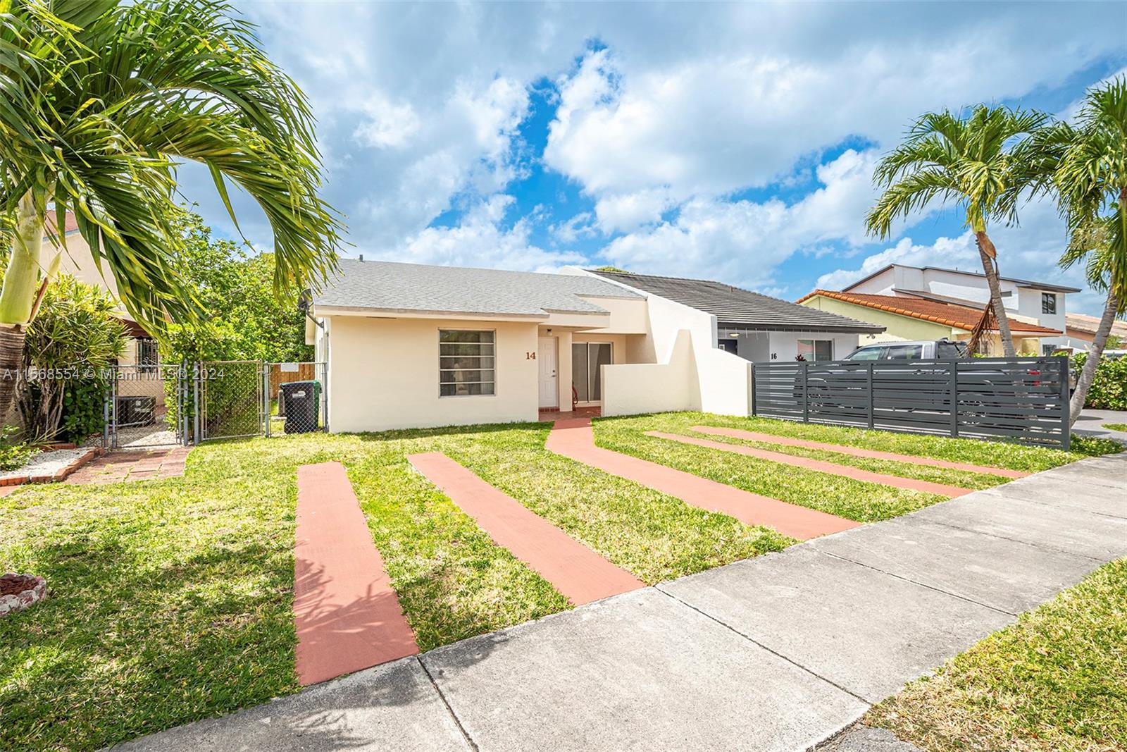 14 NW 108th Pl