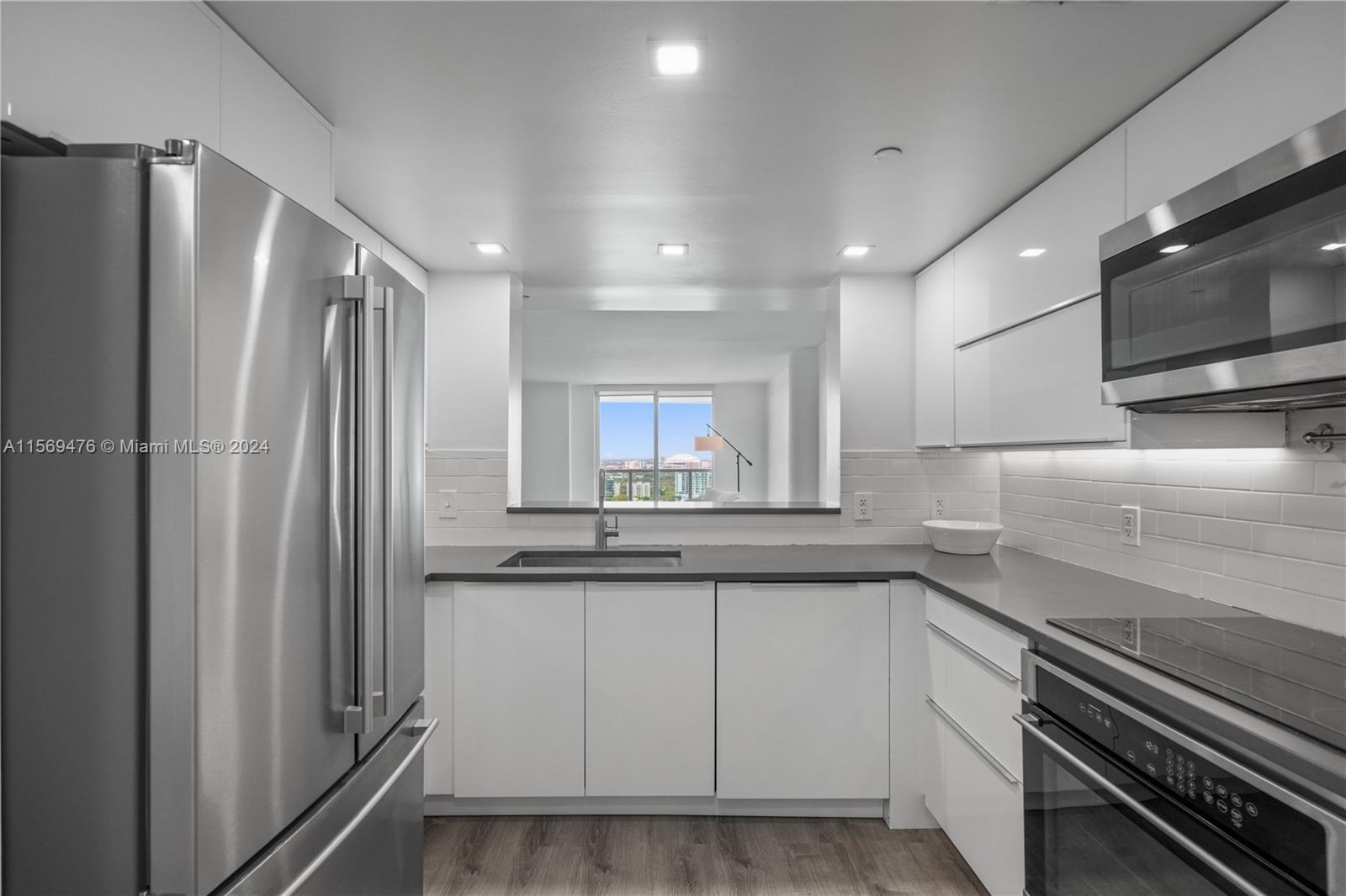 2101 Brickell Ave # 2012