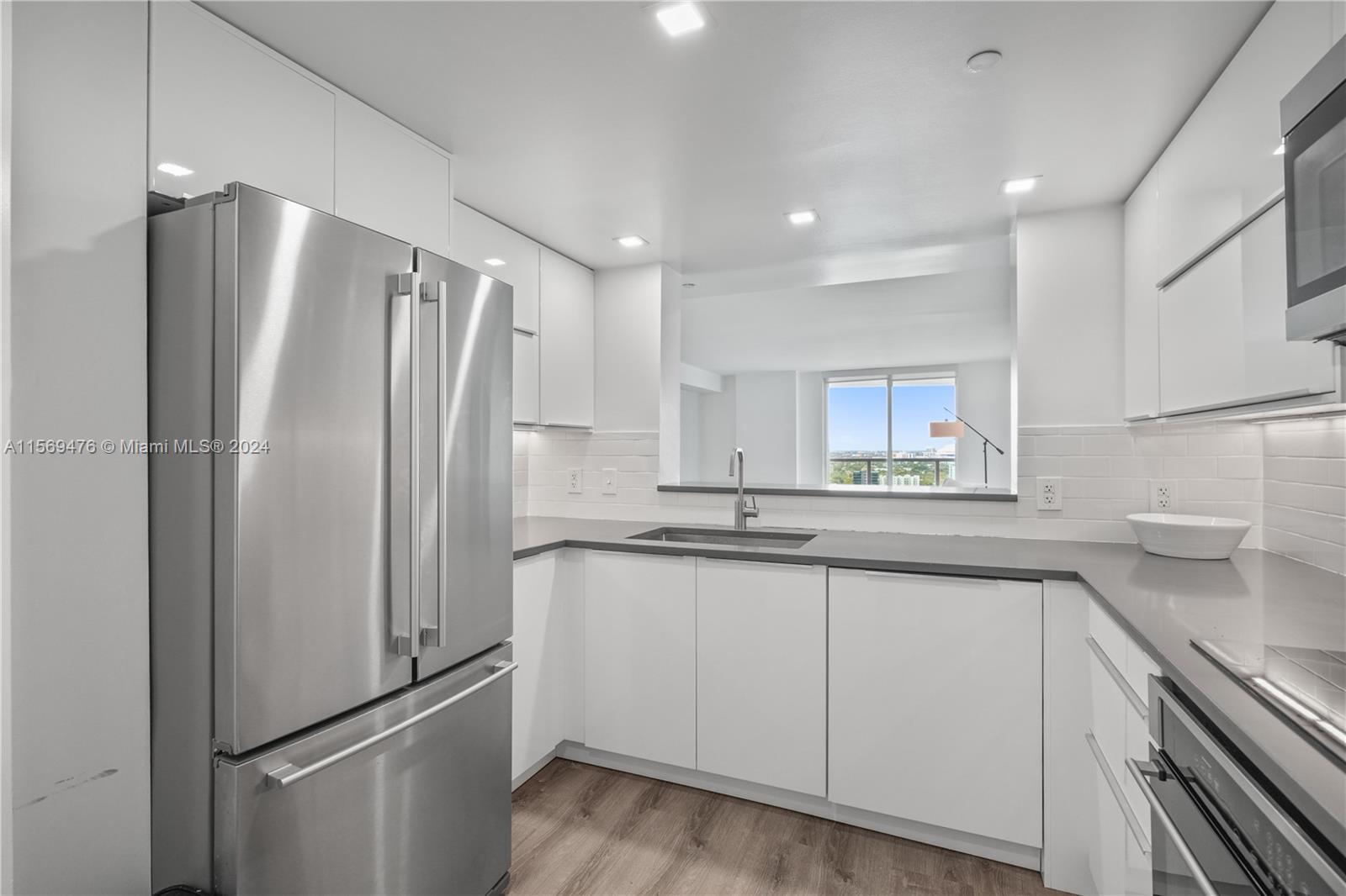 2101 Brickell Ave # 2012