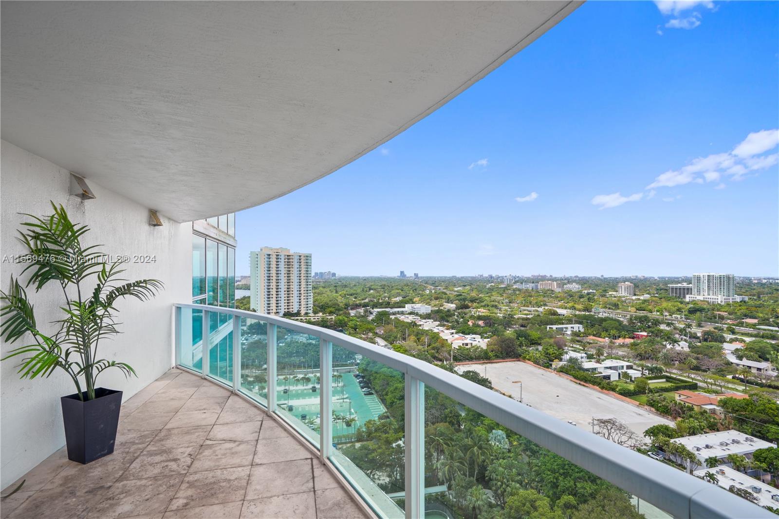 2101 Brickell Ave # 2012