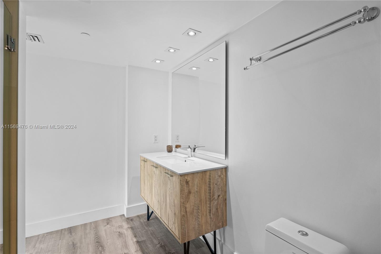 2101 Brickell Ave # 2012