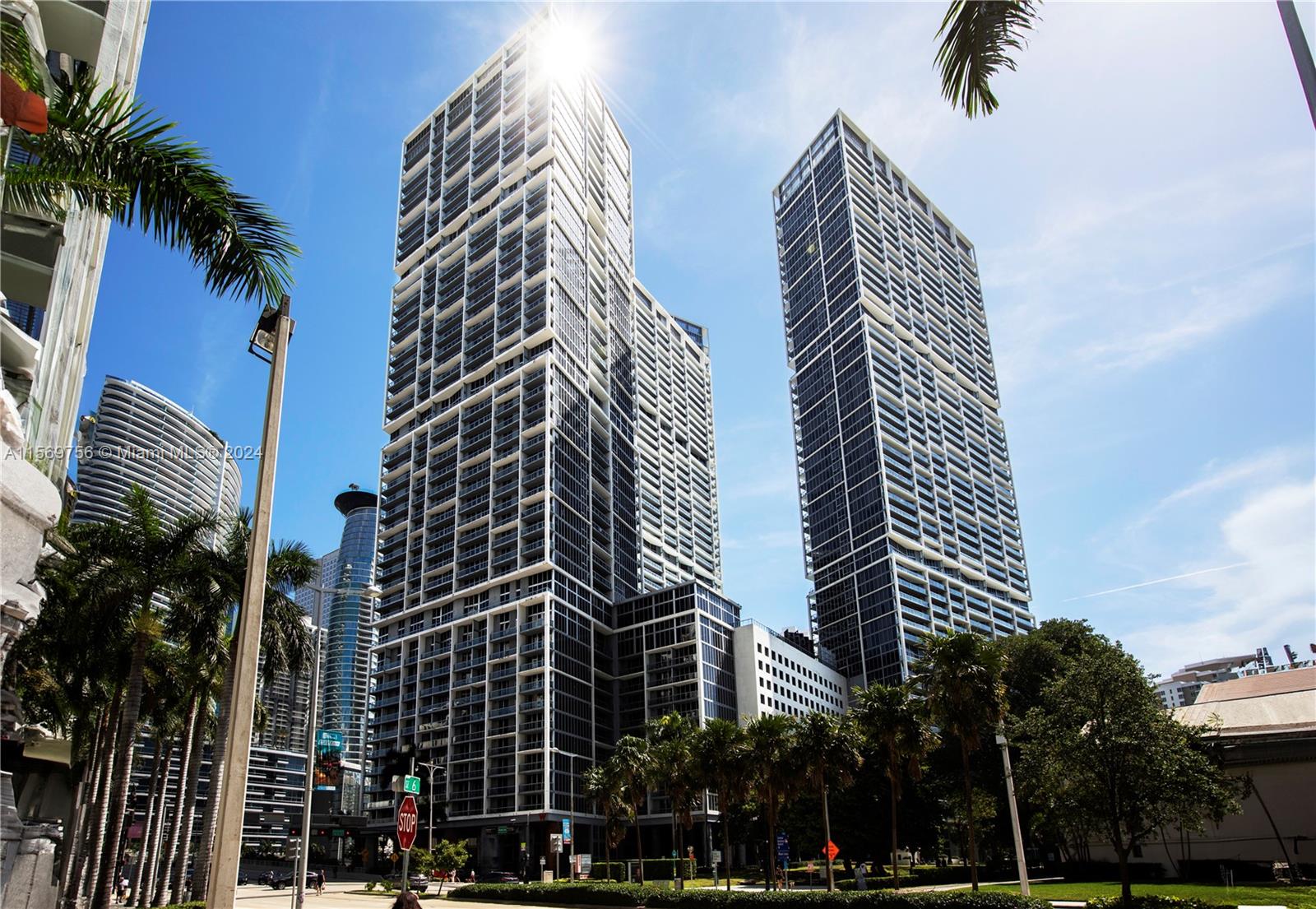 475 Brickell Ave # 1010