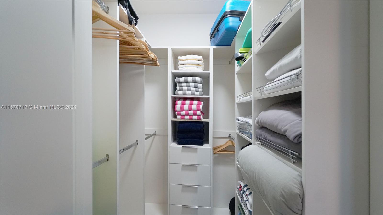 7918 Harbor Island Dr # 112