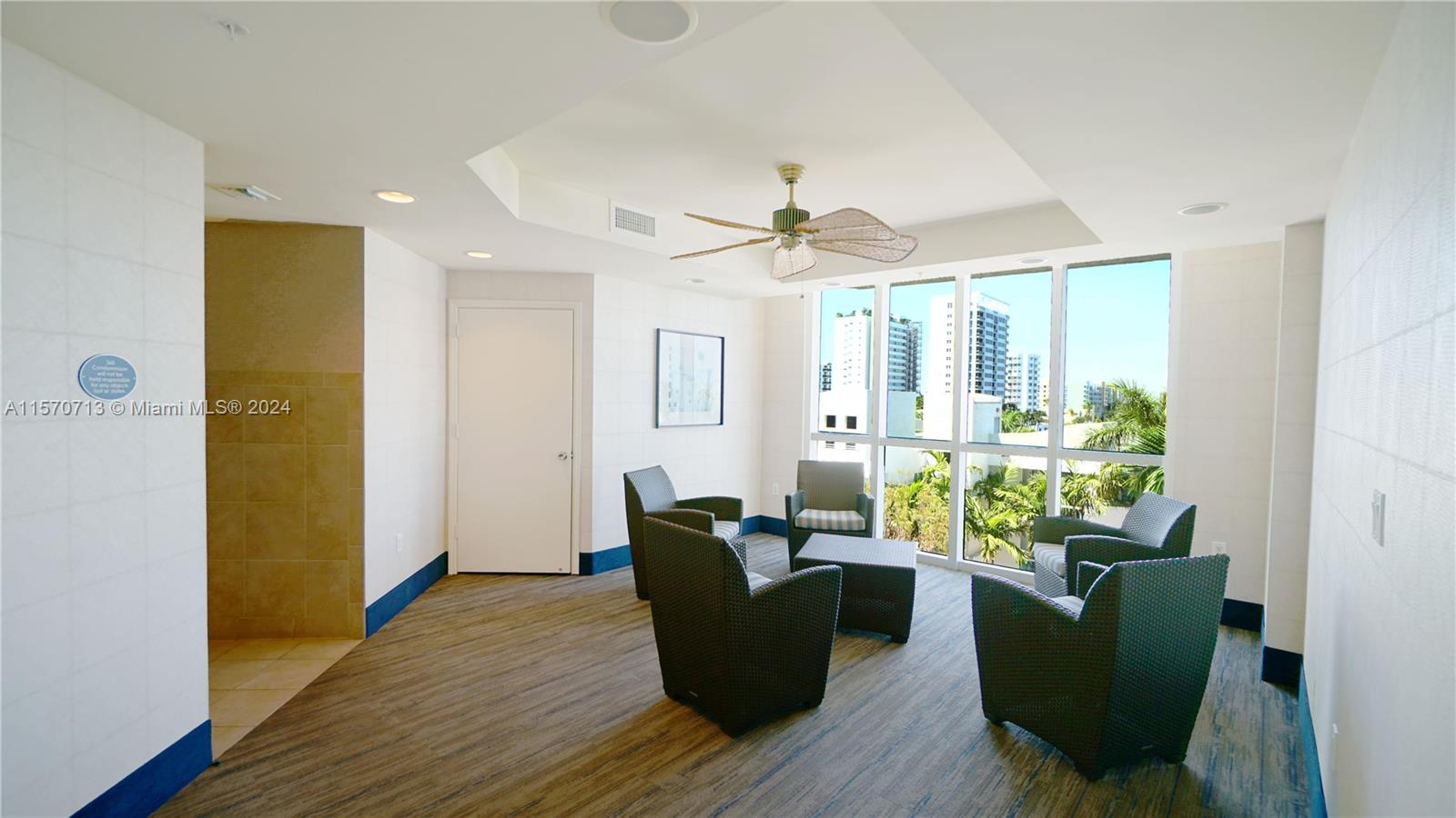 7918 Harbor Island Dr # 112