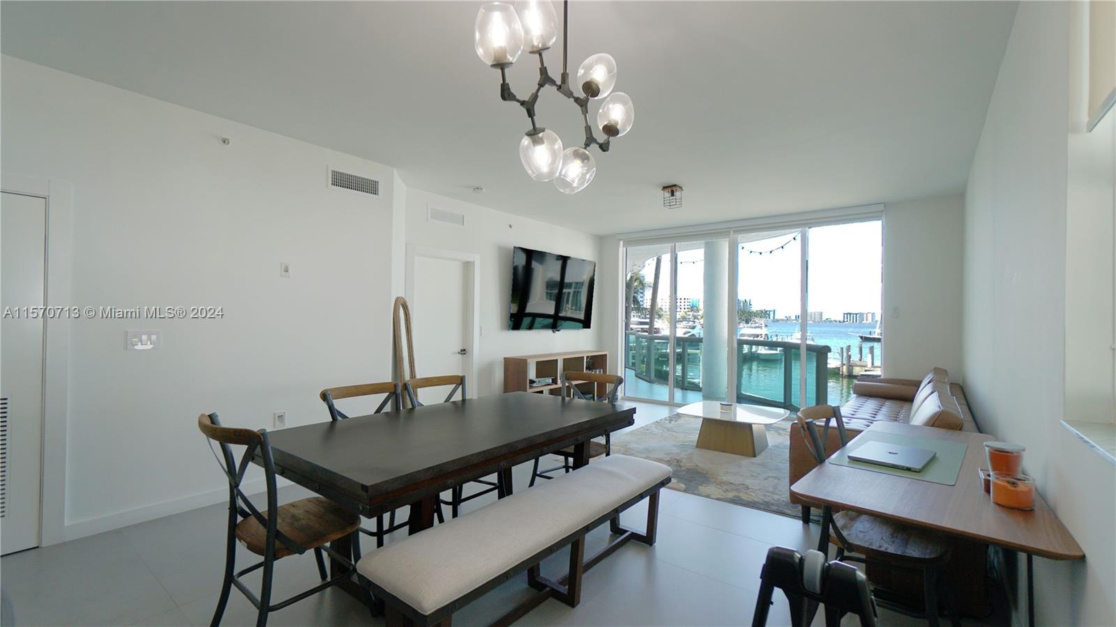 7918 Harbor Island Dr # 112