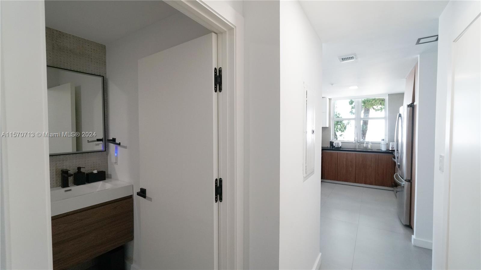 7918 Harbor Island Dr # 112