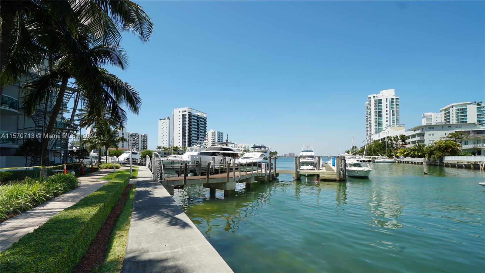 7918 Harbor Island Dr # 112