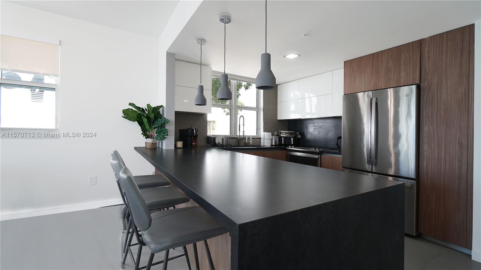 7918 Harbor Island Dr # 112