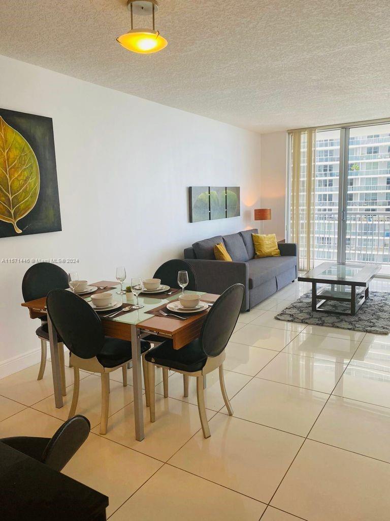 1750 N Bayshore Dr # 4305