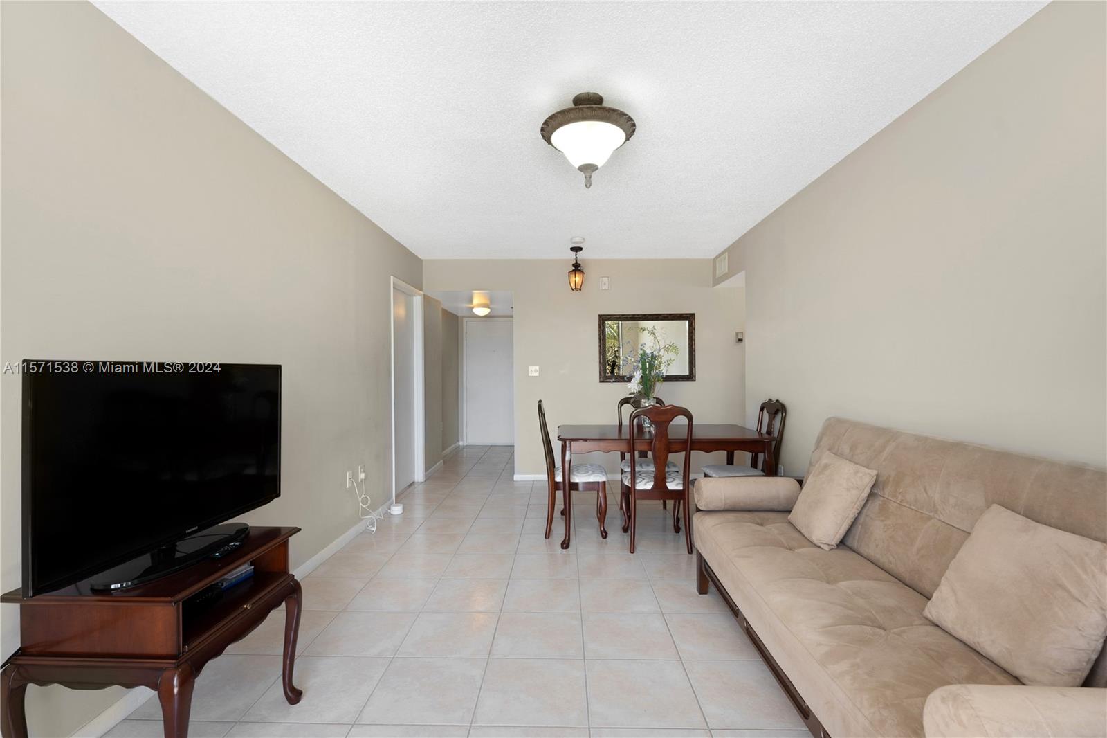 1010 NW 11 St # 301