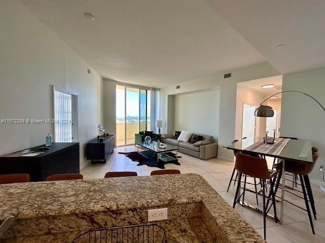 19501 W Country Club Dr # 07 Unit: TS-07
