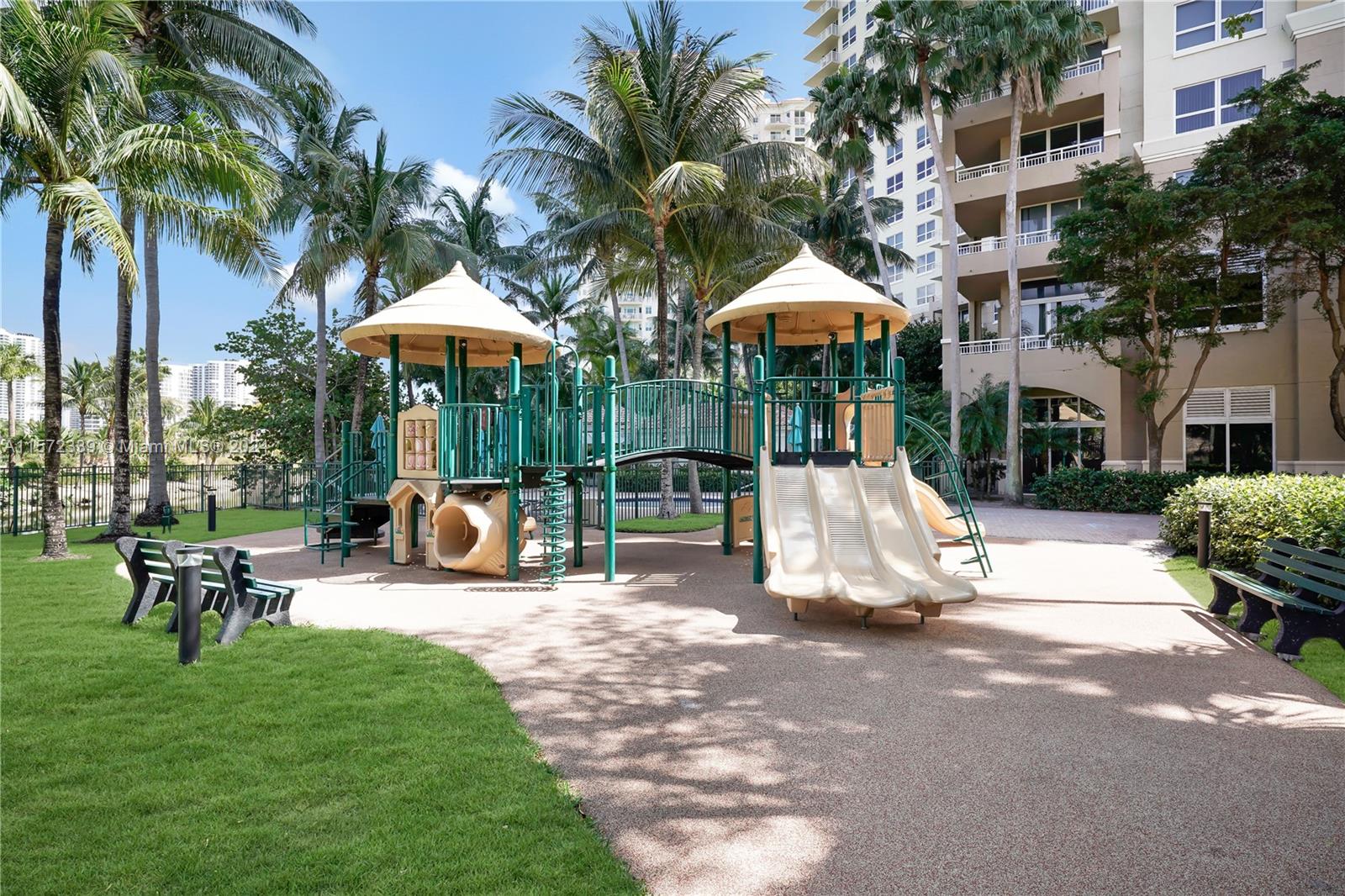 19501 W Country Club Dr # 07 Unit: TS-07