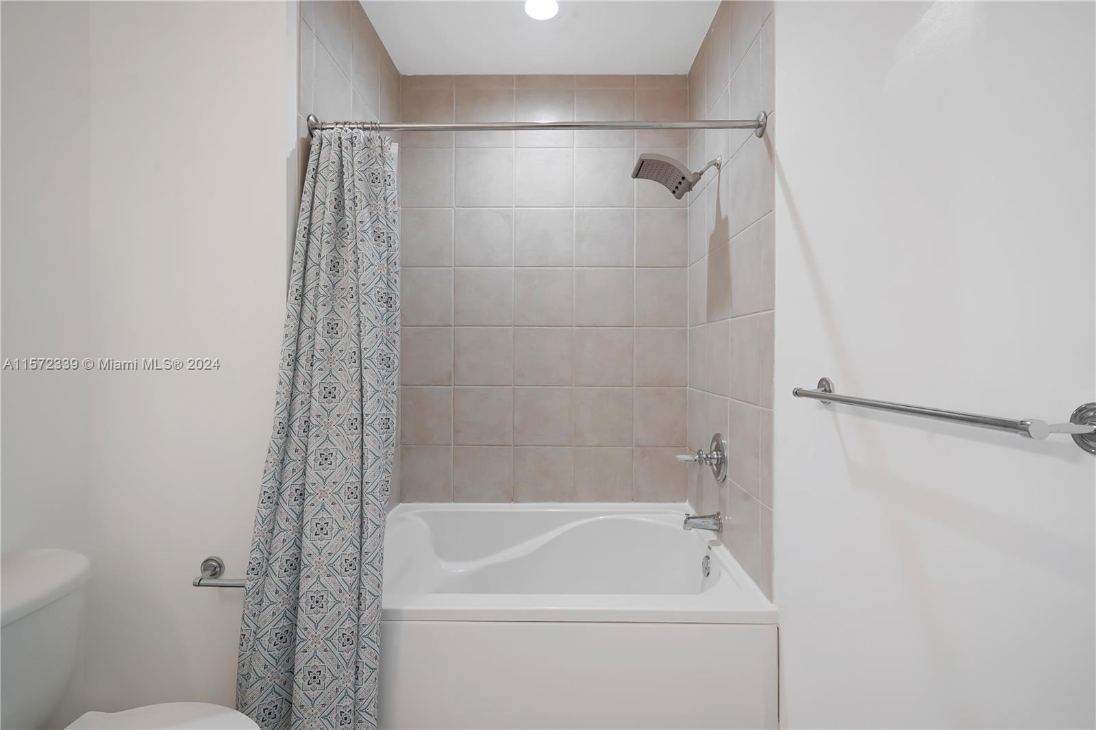 19501 W Country Club Dr # 07 Unit: TS-07