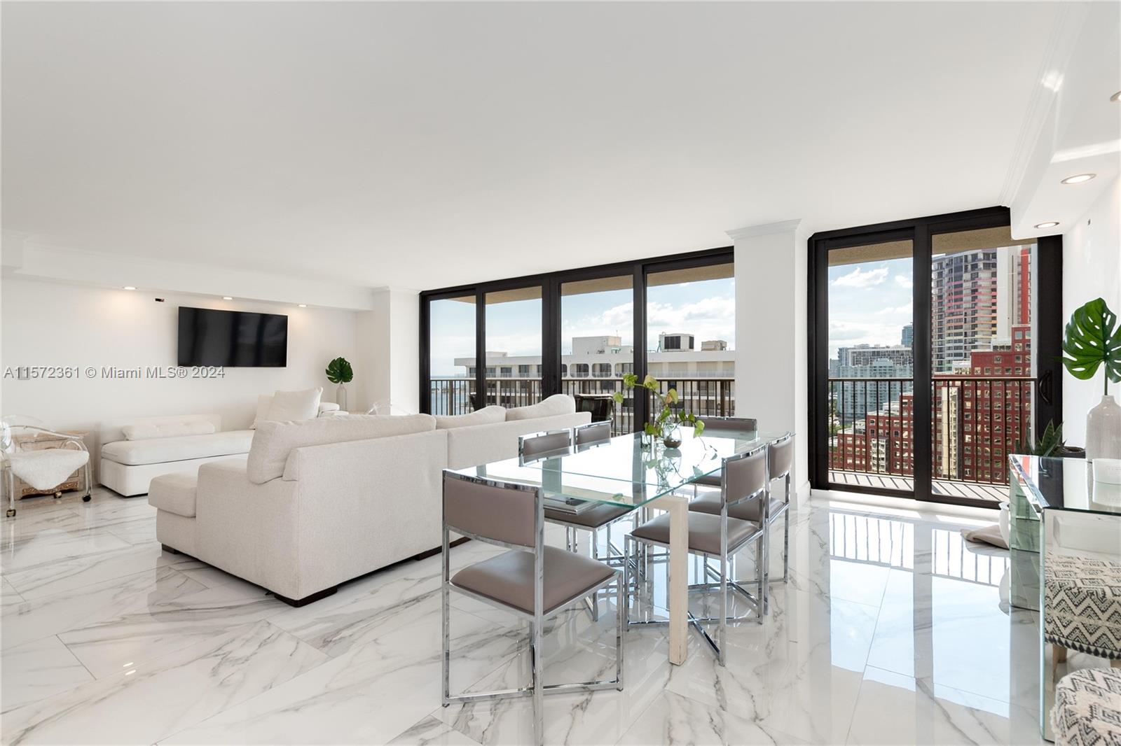 1450 Brickell Bay Dr # 1707