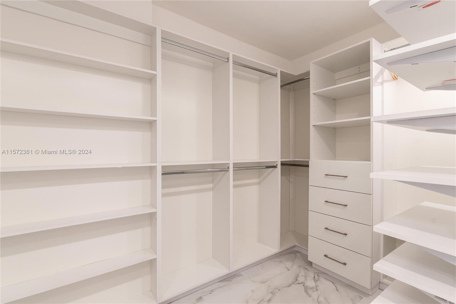 1450 Brickell Bay Dr # 1707