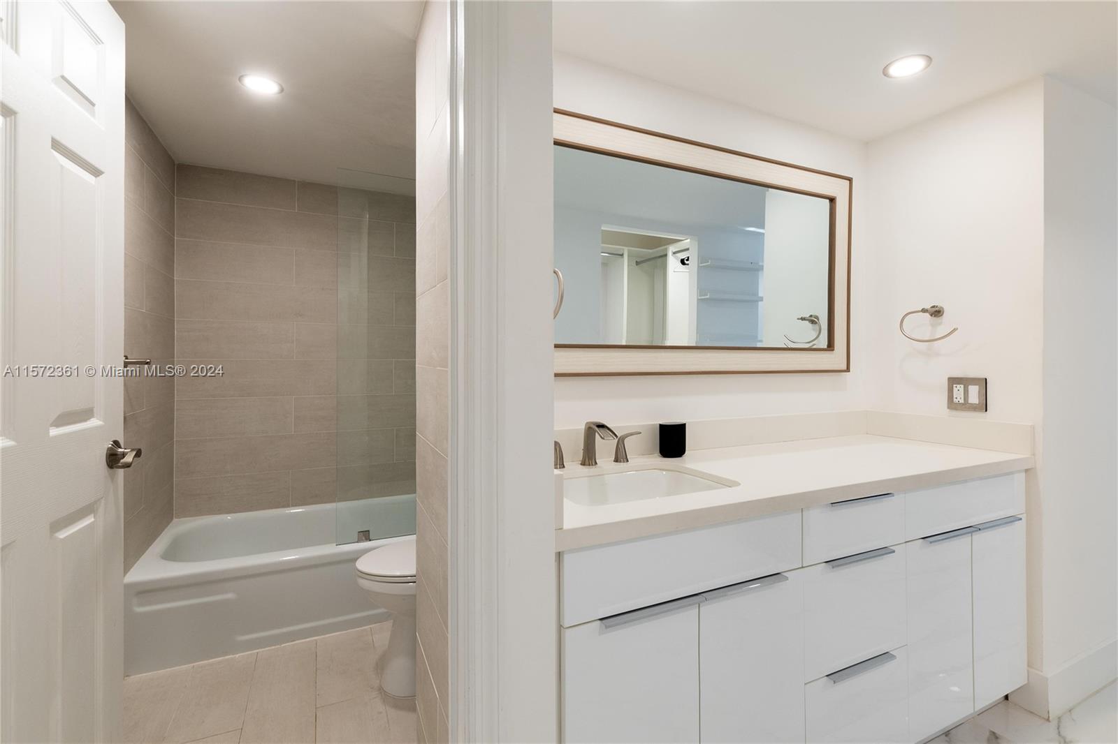 1450 Brickell Bay Dr # 1707