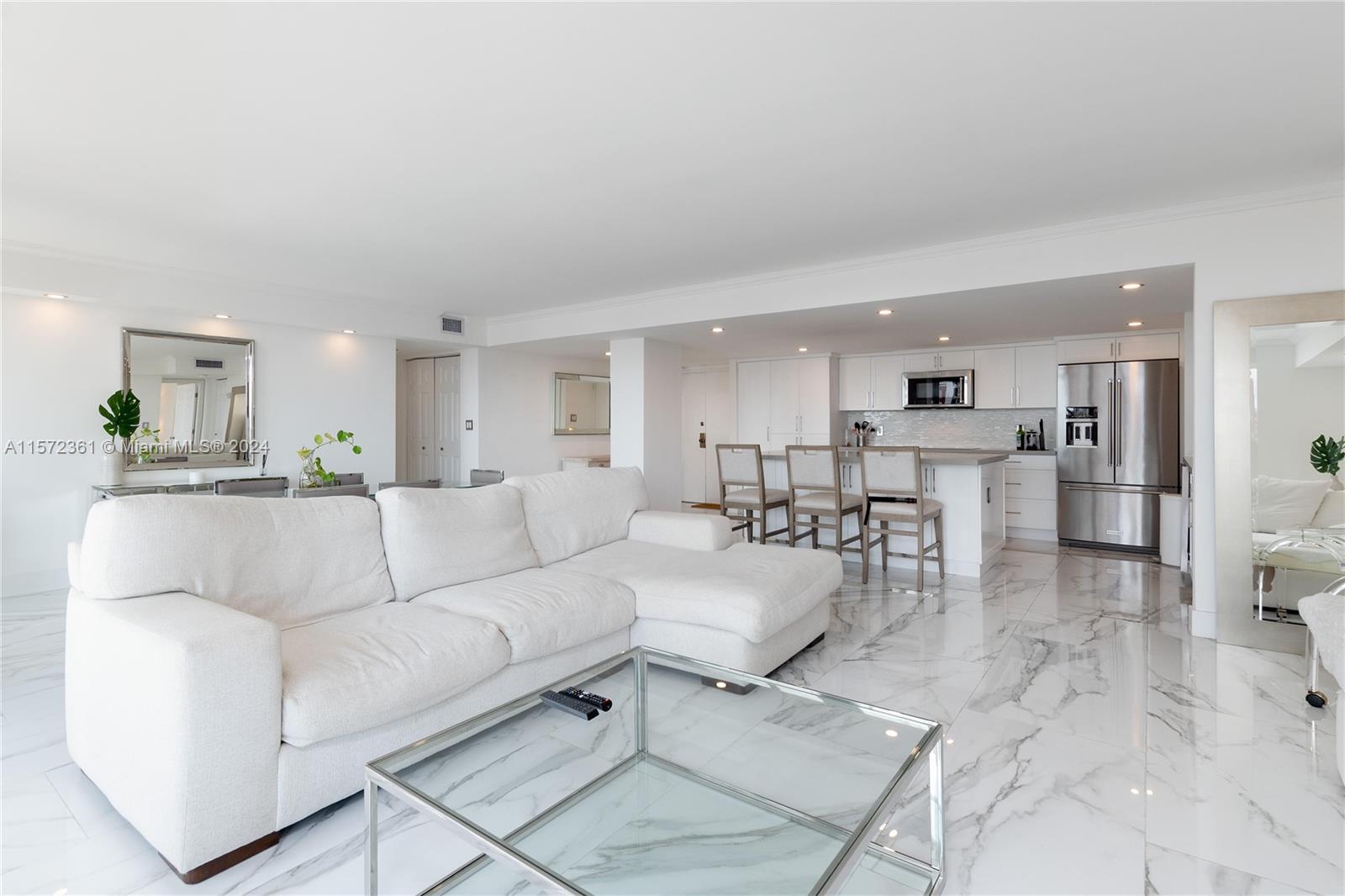 1450 Brickell Bay Dr # 1707