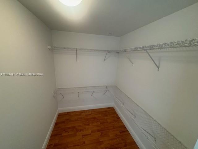 2101 Brickell Ave # 912