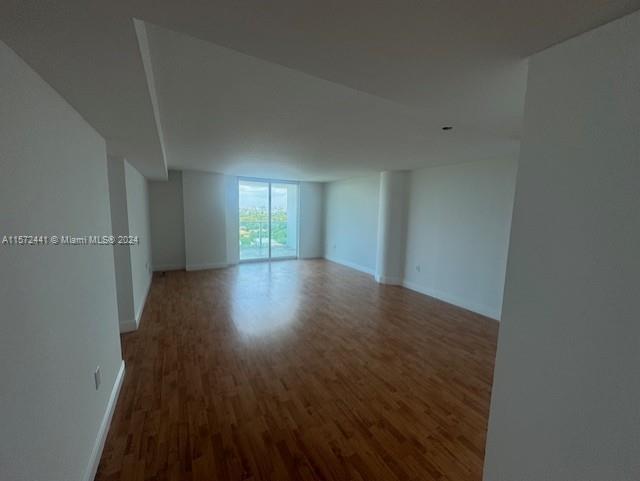 2101 Brickell Ave # 912